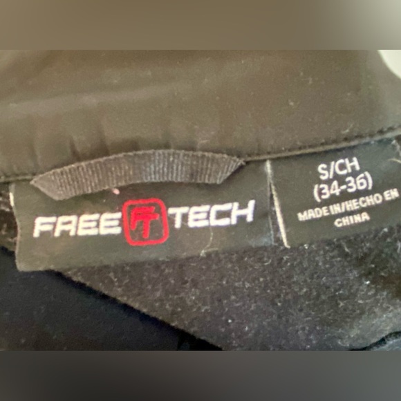 Mens Free Tech black jacket - Picture 3 of 3